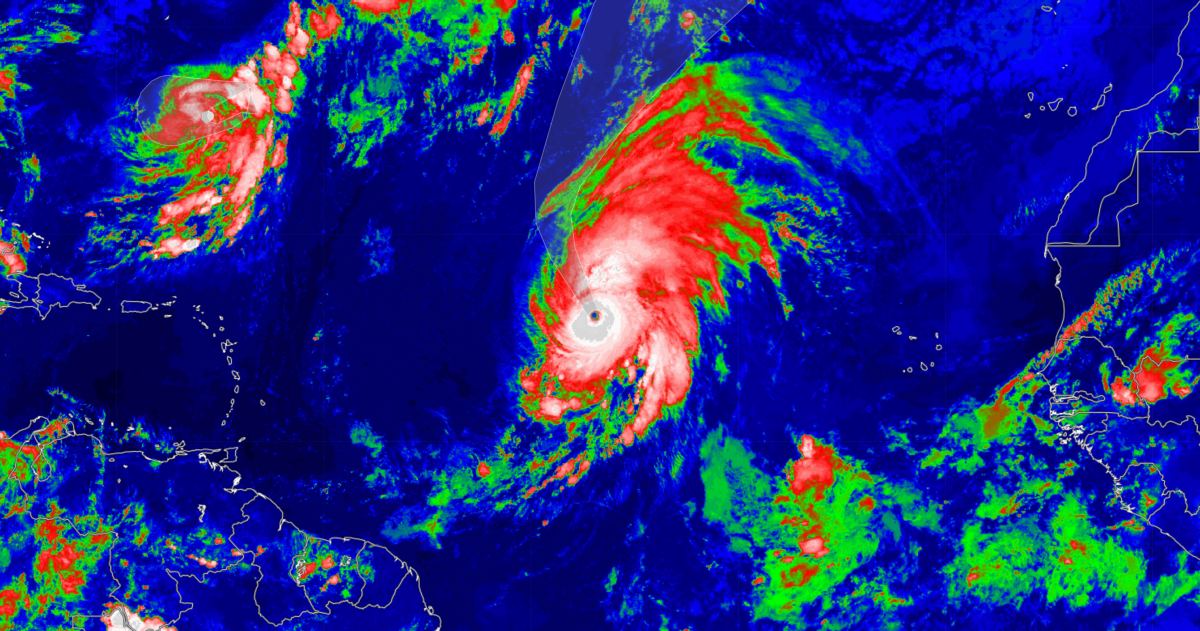 Hurricane lorenzo category 4