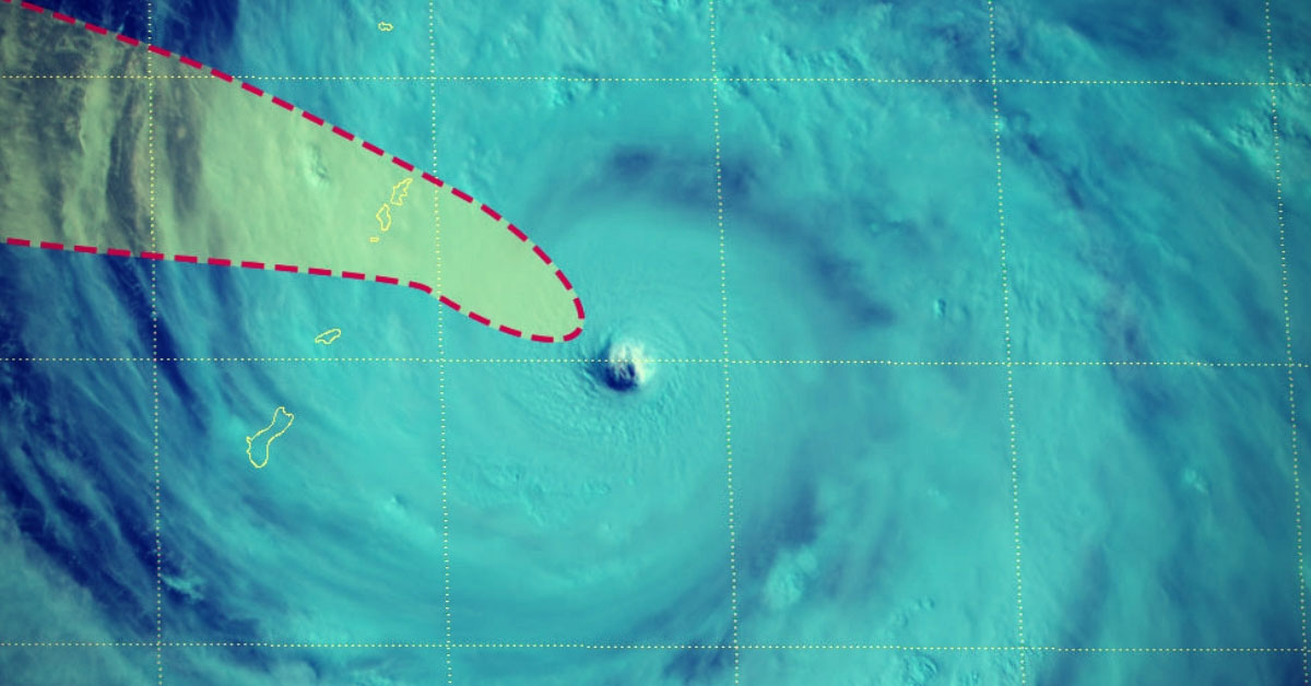 Super typhon YUTU en direction des îles Mariannes dans le pacifique ouest