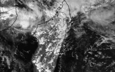 05 01 86 1200utc