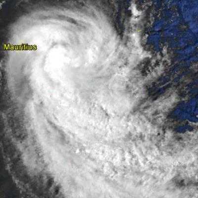 4 dec 82 1046utc