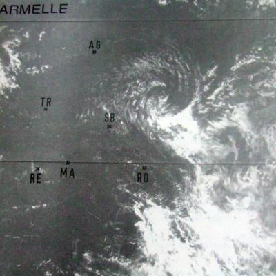 18 nov 81 1039utc (Météo France)