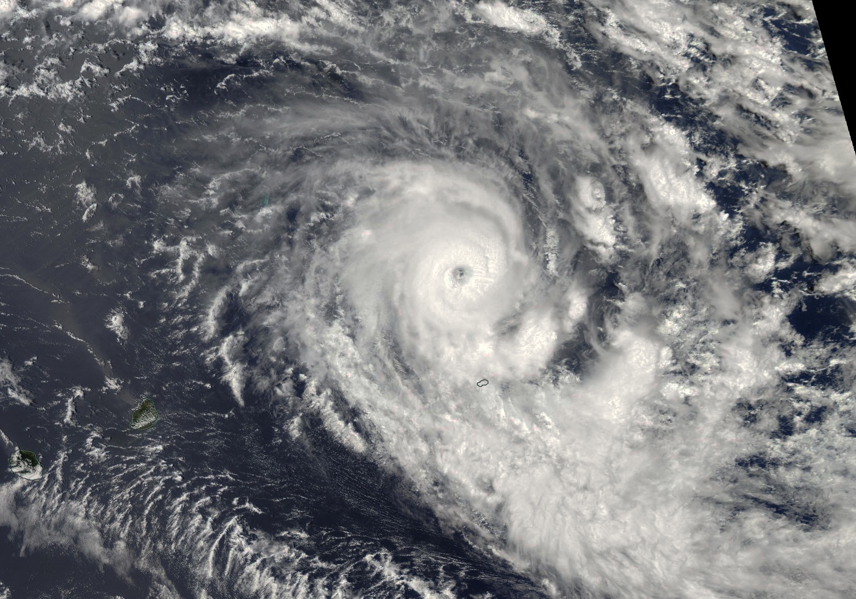 Cyclone tropical intense BERGUITTA le 15/01/2018 AQUA