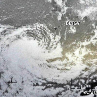 TTM BETSY 35KT (source IBTrACS)OCTOBRE 1970 ESSA8
