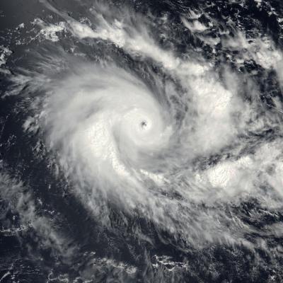 Cyclone Intense ÉMERAUDE le 17/03/2016-NPP
