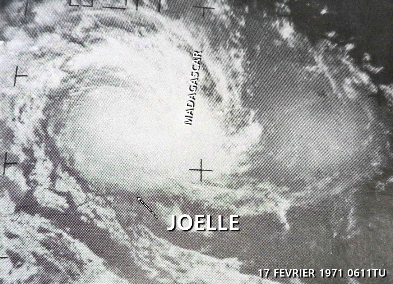 CT JOELLE 65KT (source IBTrACS)