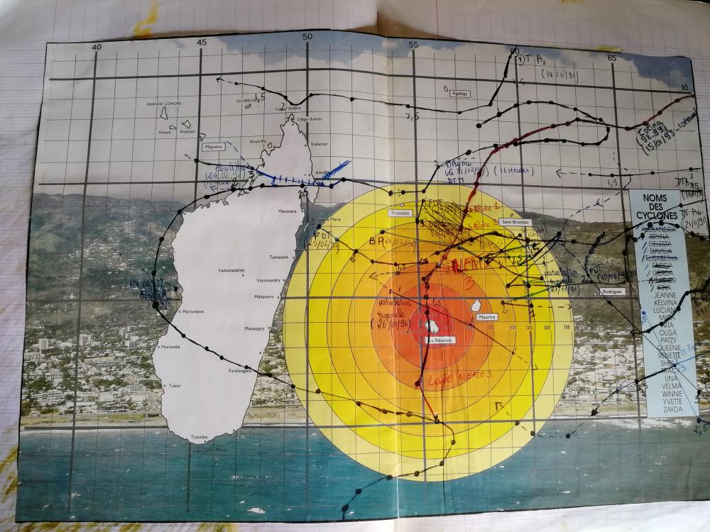 Ancienne carte de trajectoire cyclonique