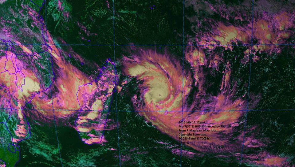 Vidéo du Cyclone Tropical Intense BANSI