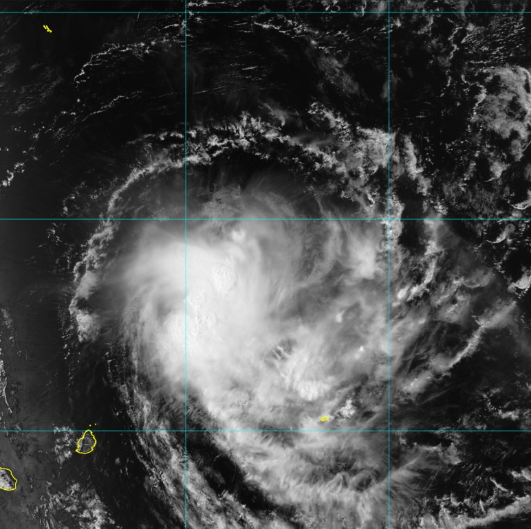 Passage au plus près de Maurice dans 48H