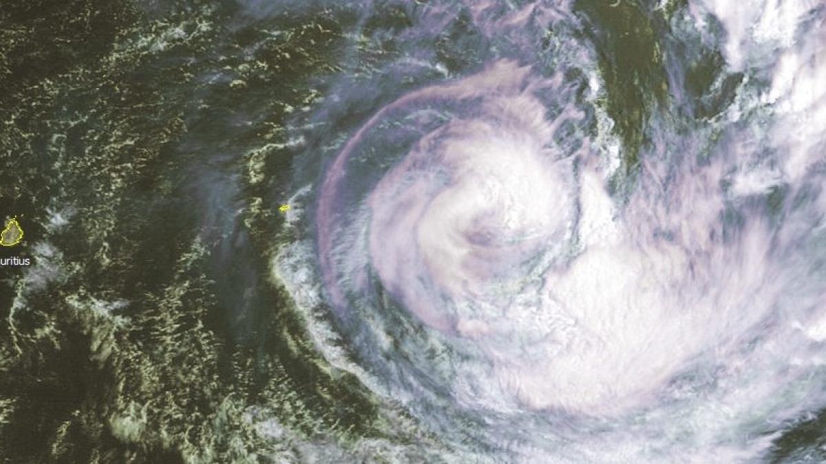 Glenda intensification stoppée