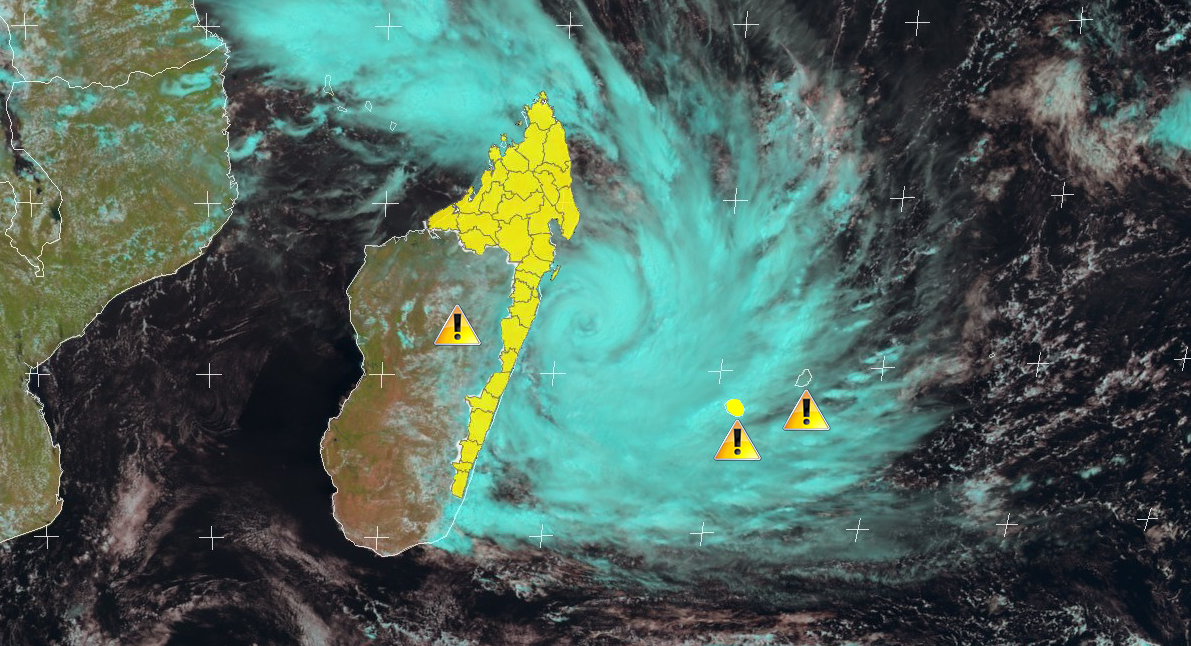 Dumazile est devenu cyclone tropical, le point sur les alertes et vigilances en cours