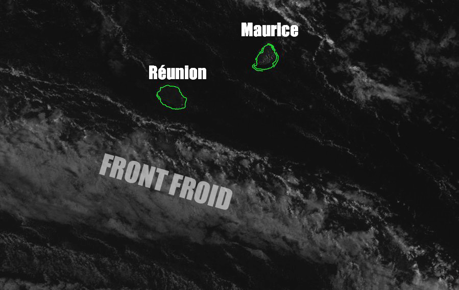 Image du système frontal approche des Mascareignes ©IMD