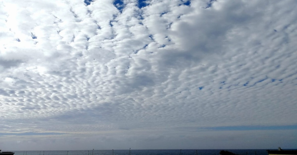 Altocumulus undulatus a la re union