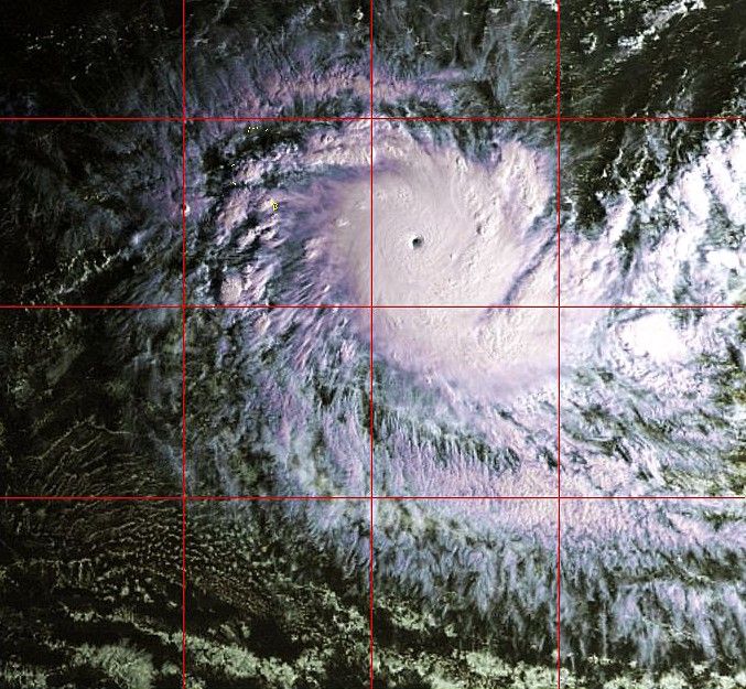 Retour sur le puissant cyclone BENTO (saison 2004-2005)