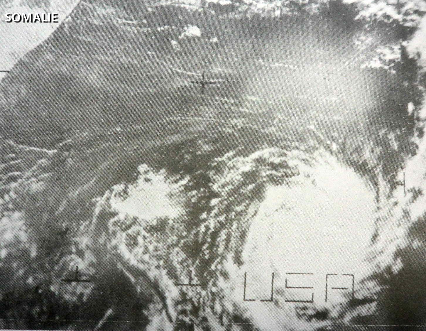 Cyclone Tropical Blanche ESSA-8 octobre 1969 (service météorologique de la Réunion)