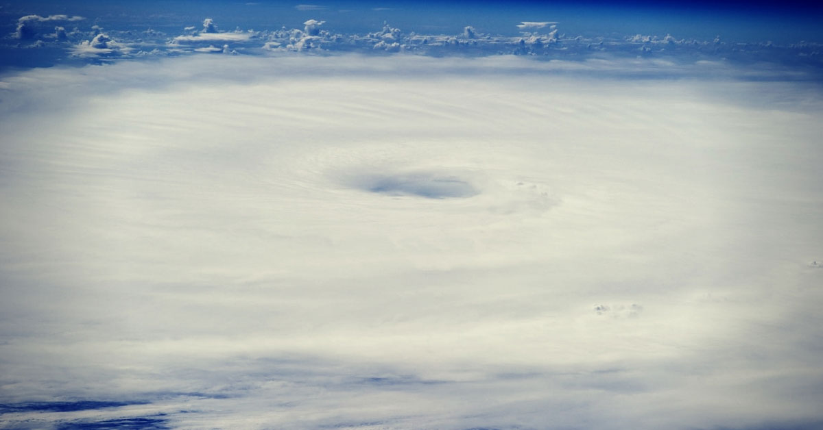 L'incroyable récit d'un chasseur de cyclone en plein ouragan WILLA au Mexique