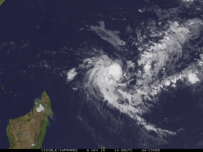 Animation satellite tempête tropicale ALCIDE ©CIMSS