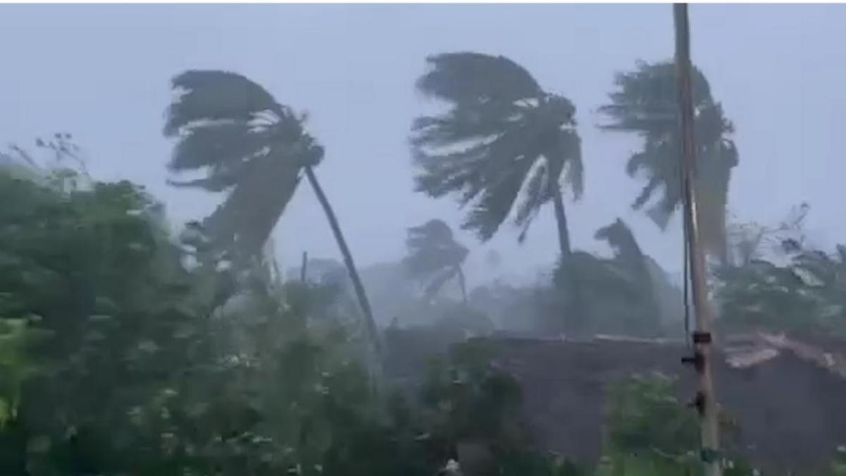 Madagascar frappé de plein fouet par le cyclone tropical intense Batsirai