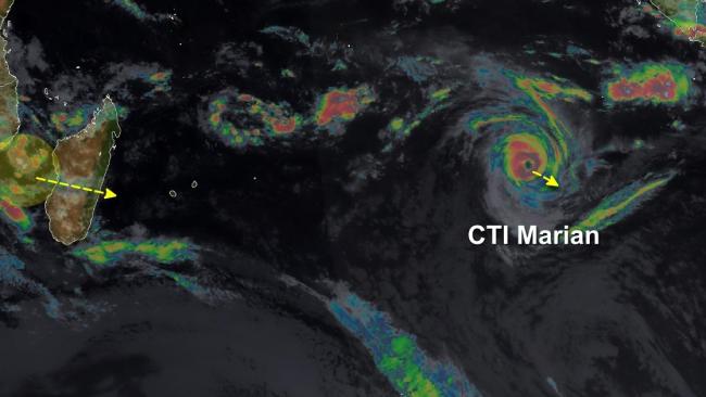 Cyclone tropical intense Marian et activité dans le Canal du Mozambique