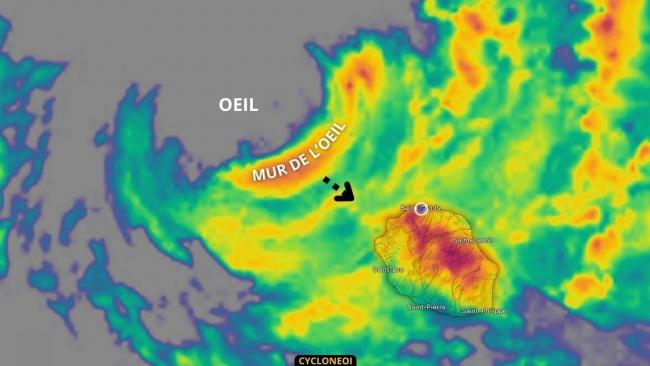 Le dangereux mur de l’oeil du cyclone Belal va frapper La Réunion