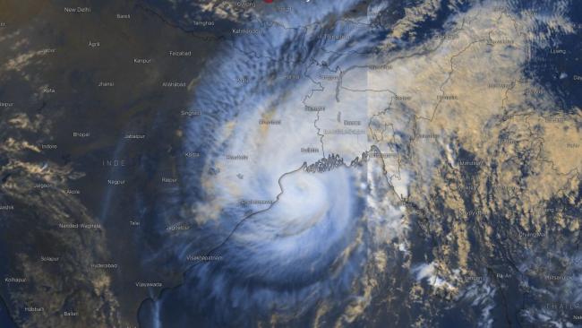 Bulbul va impacter les côtes du Bengale occidental et le Bangladesh