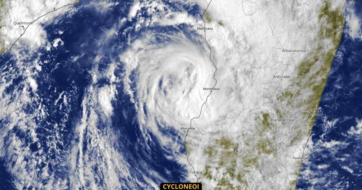 Le cyclone Cheneso s'affaiblit mais c'est sans doute temporaire