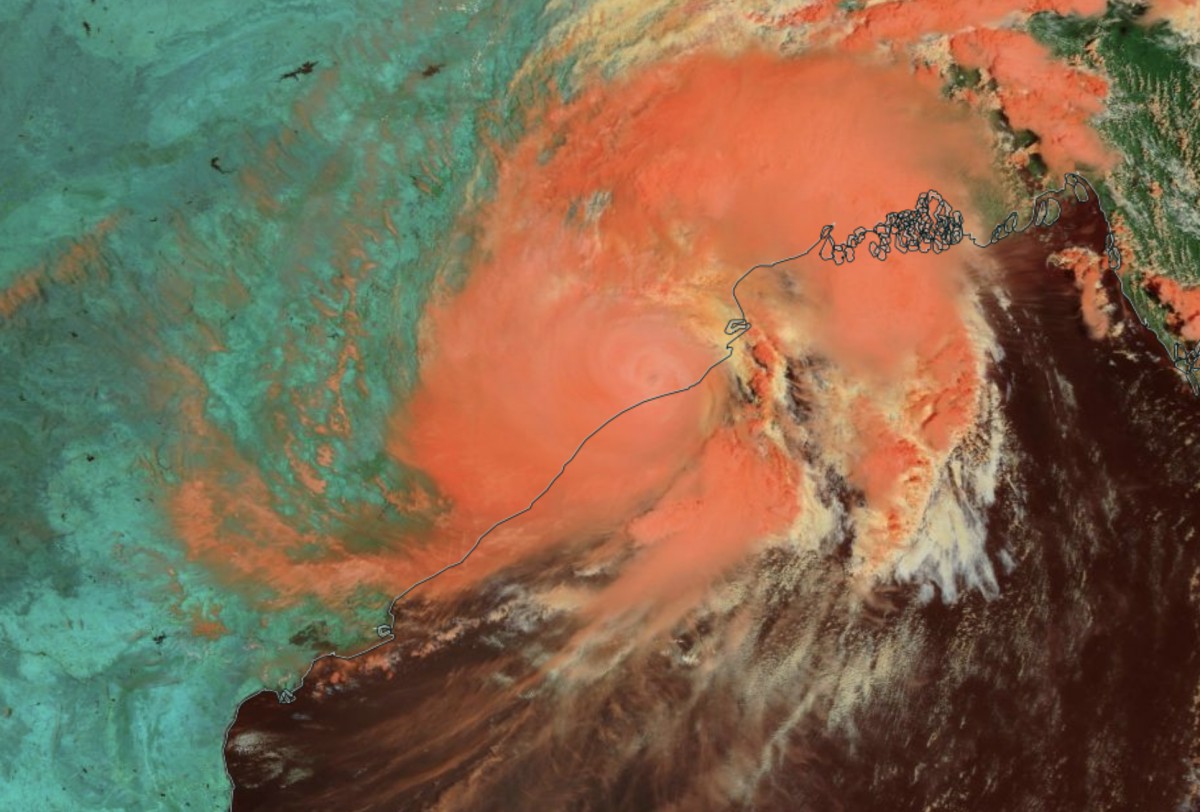 Le cyclone FANI frappe l'Inde