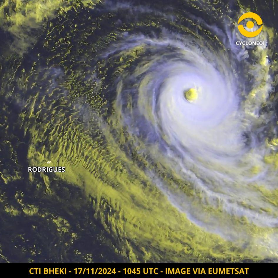 Cyclone intense Bheki