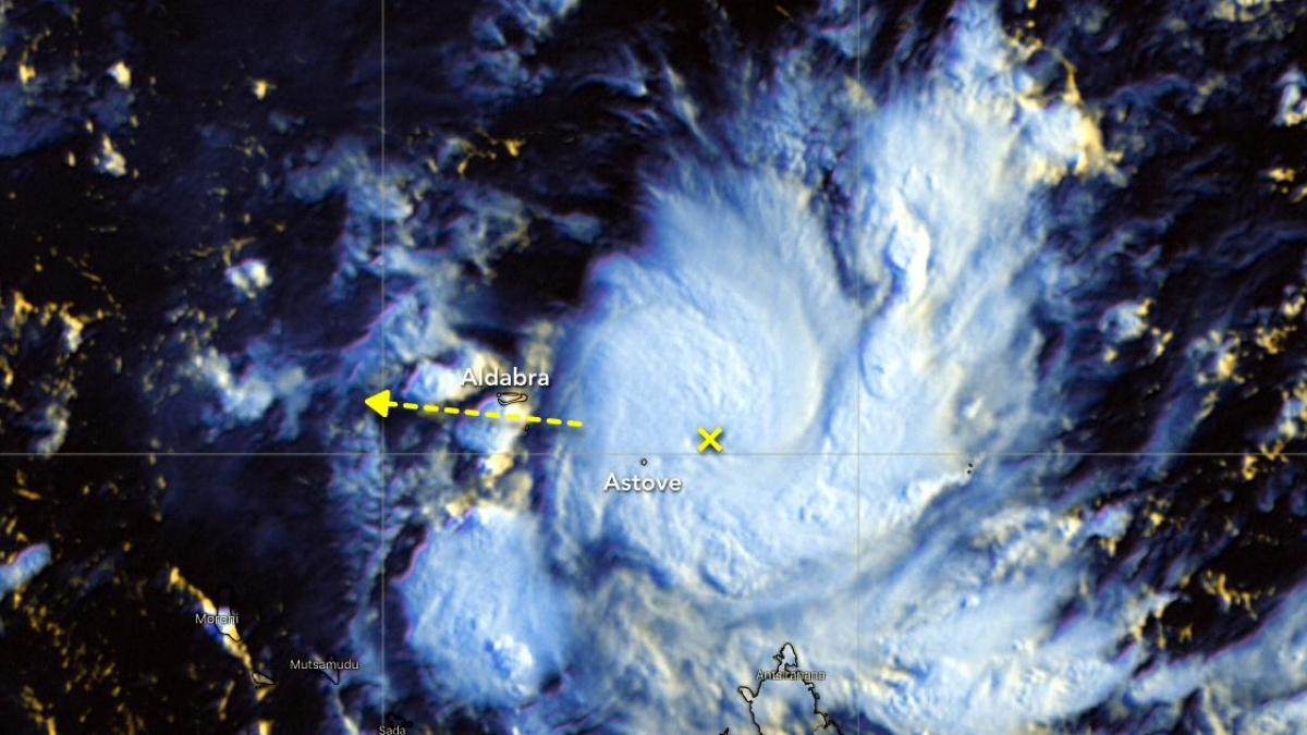La tempête tropicale Jobo traverse les îles extérieures des Seychelles