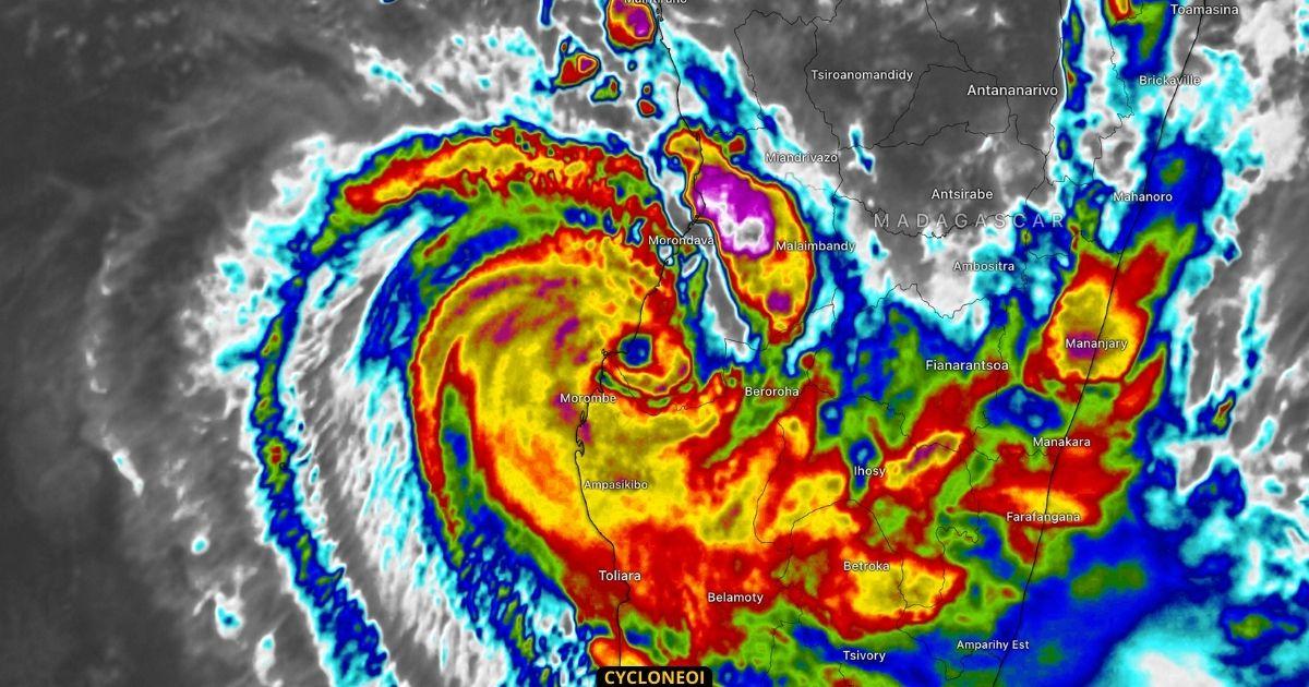 Cyclone ocean indien tempete alvaro 5 