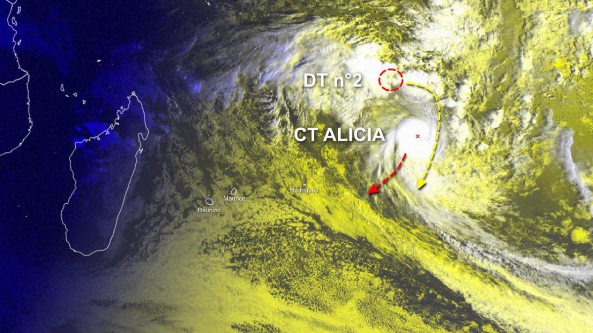Le Cyclone Tropical Alicia et la Dépression Tropicale n°2