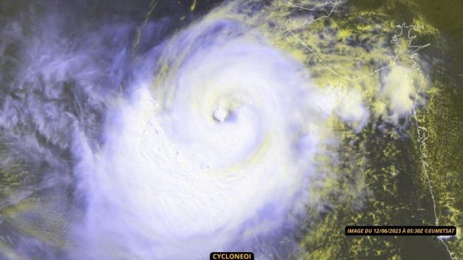 Cyclone BIPARJOY, ordre d'évacuation au Gujarat et au Pakistan