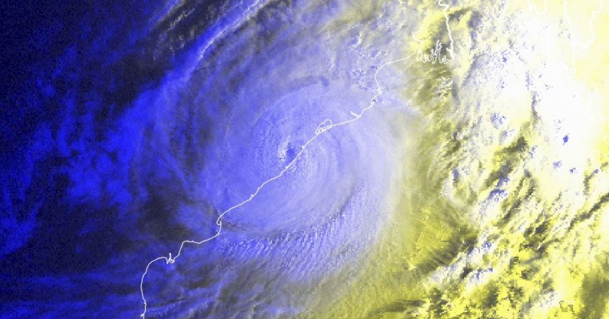 Cyclone tropical titli