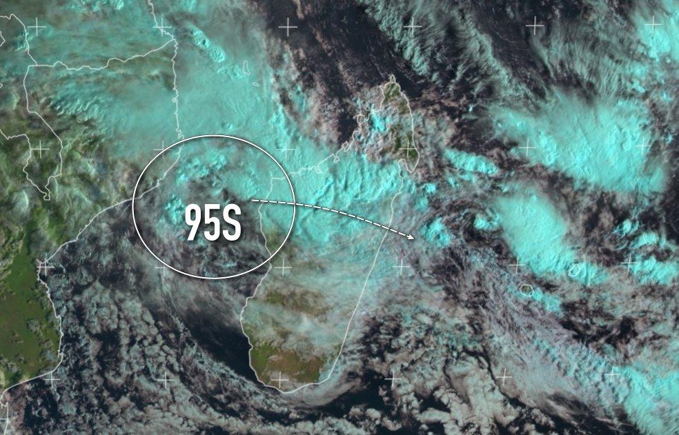 Zone suspecte 95S Madagascar