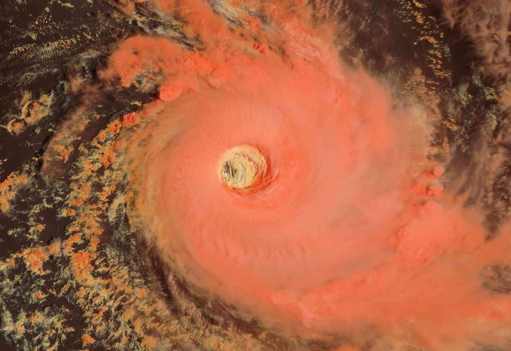 Cyclone Intense DORA (FEV 2007)