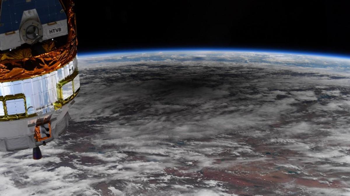 VIDEO : Fascinantes images de l'éclipse solaire du 21 Juin vue de l'espace