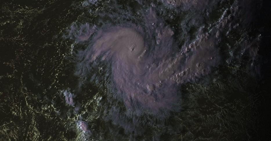 Émeraude pressé de devenir un cyclone