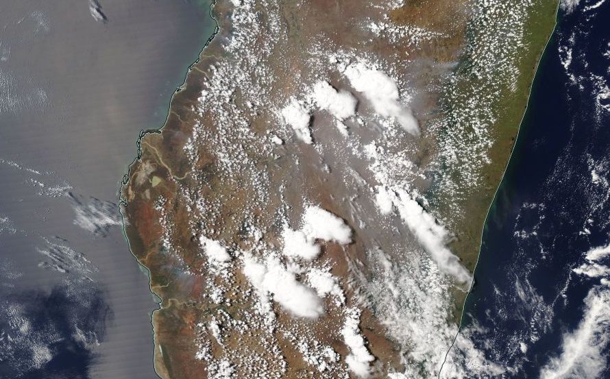 Développement orageux à Madagascar en octobre 2016 ©NOAA