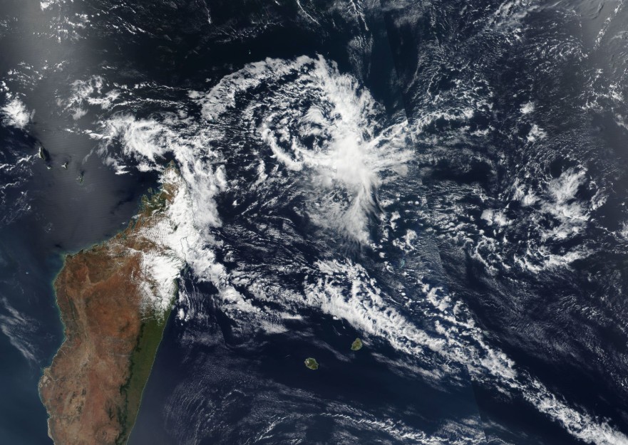 Perturbation Tropicale à proximité d'Agalega ©NASA