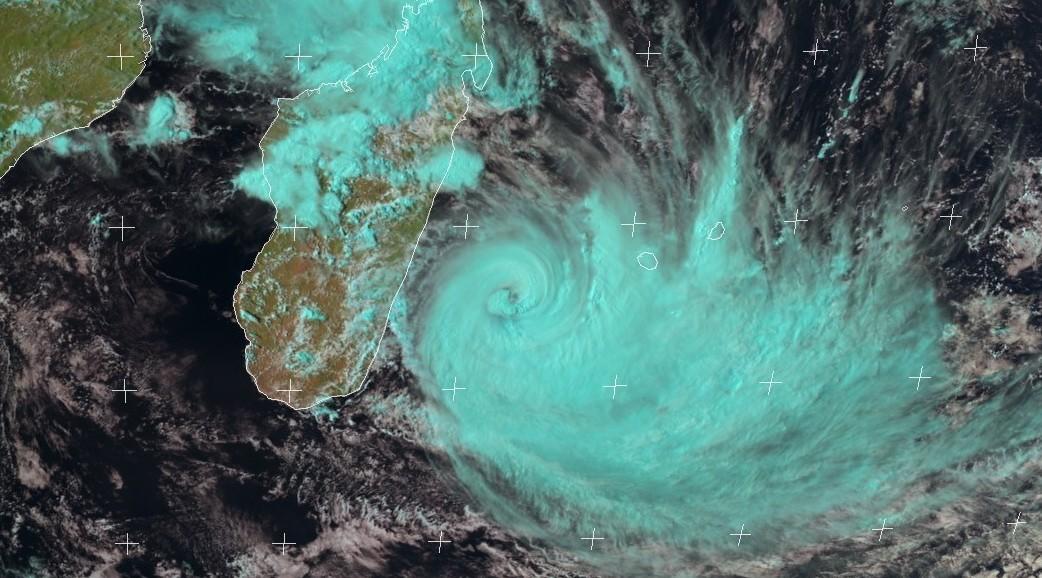 DUMAZILE : Les écoles restent fermées ce mardi 06 mars à la Réunion
