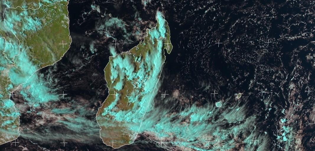 Des orages sur Madagascar et un minimum dépressionnaire en vue