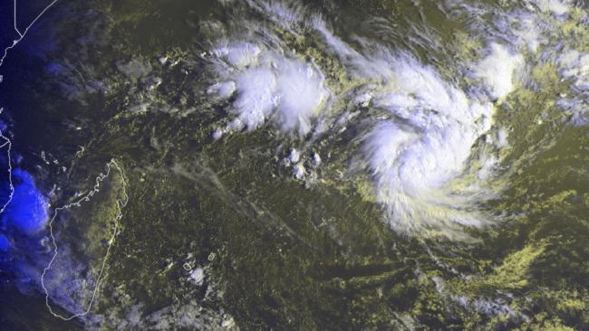 La tempête tropicale HALEH baptisée à 10h ce matin par Maurice