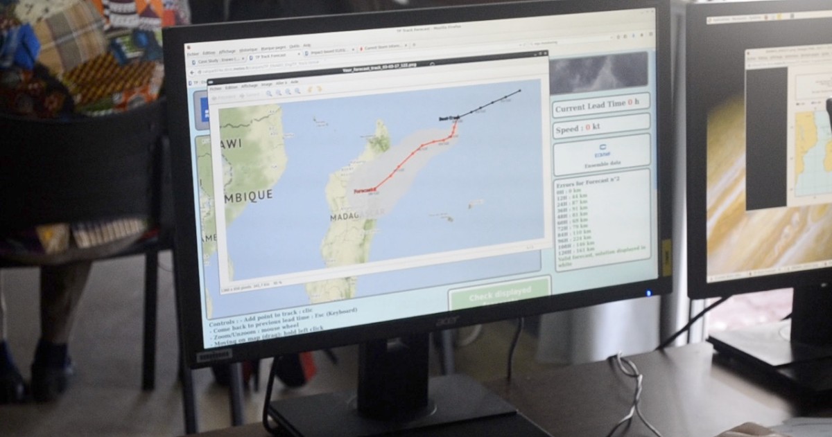 Le CMRS de la Réunion forme les prévisionnistes cyclone de la zone