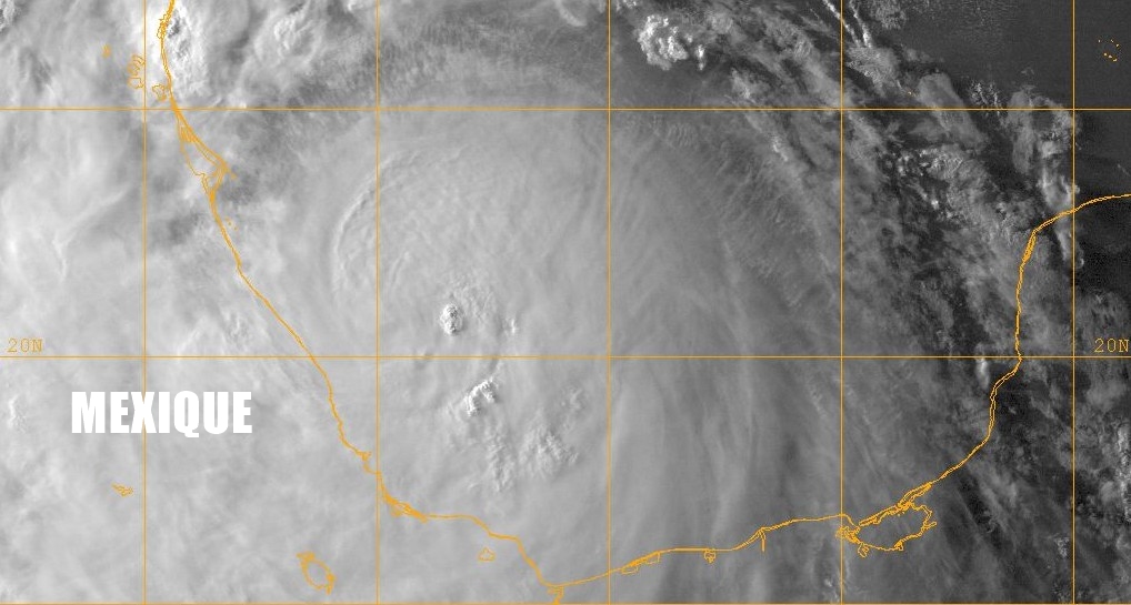 FRANKLIN premier ouragan de la saison frappe le Mexique