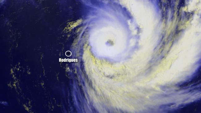 FUNANI cyclone intense et GELENA à suivre de près pour Maurice et Rodrigues
