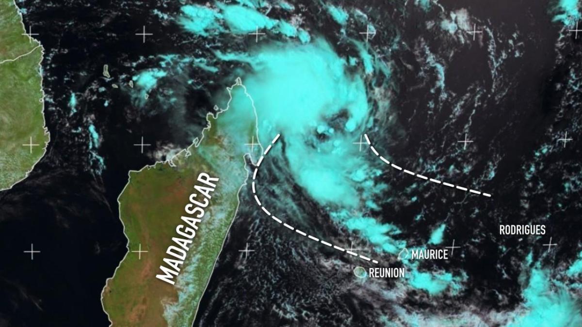 La zone perturbée 91S pourrait devenir une tempête tropicale ce Week-End