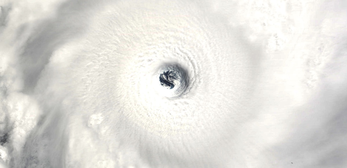 Oeil du cyclone GAFILO le 06 mars 2004