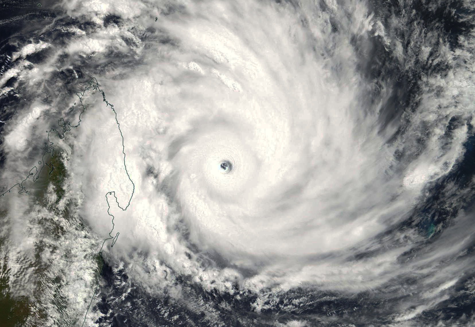 Cyclone Très Intense GAFILO (MARS 2004)