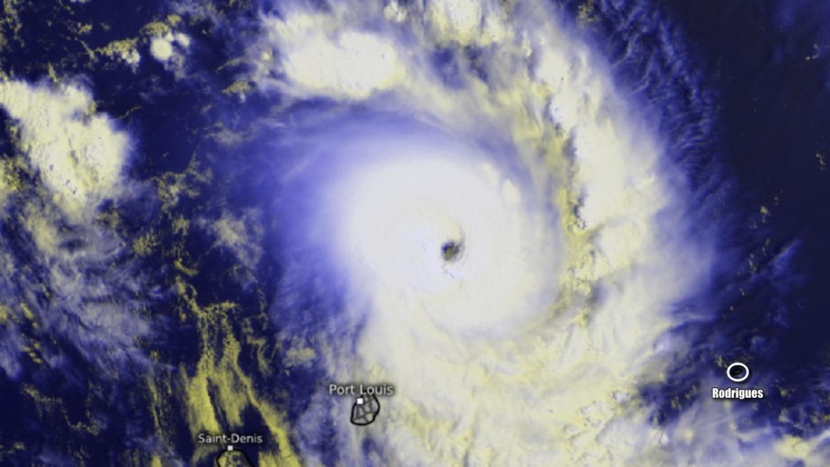 Le cyclone intense GELENA s'est renforcé et se dirige vers Rodrigues