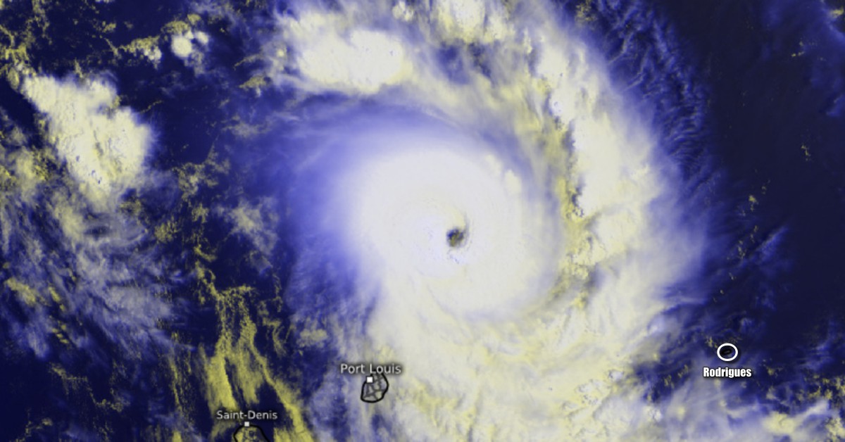 Le cyclone intense GELENA s'est renforcé et se dirige vers Rodrigues