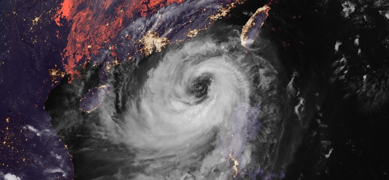 Le typhon HAIMA traverse les Philippines et file vers la Chine